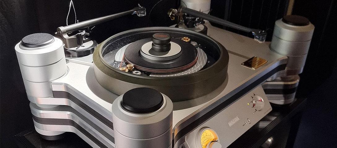 Image of a turntable presented at Hong Kong Hi-Fi Show 2023